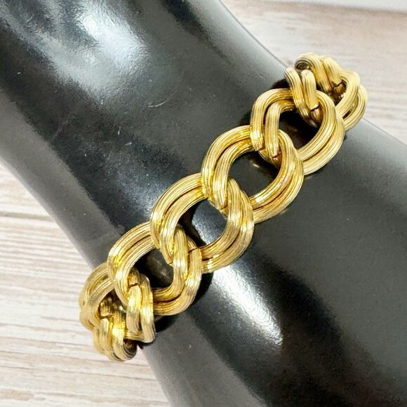 Avon Vintage Textured Chunky Double Curb Chain Link Bracelet Large 7.5” Signed - Picture 11 of 12